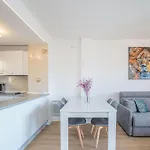 Milenial Immo Apartment With Parking In Roses