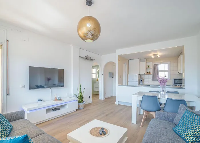 Milenial Immo Apartment With Parking In Roses